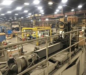 Máquina de soplado Blow Machinery 1994 Cincinnati Milacron E90 disponible ahora, lista para la venta. - Product Image 1