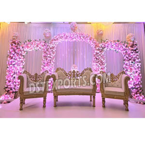 Ensemble de canapés de mariage élégants pour mariages indiens Ensemble de canapés maharaja blanc pour mariages Ensemble de canapés royaux pour réception - Product Image 1