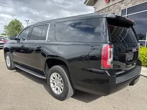 2019 GMC YUKON XL SLT - Product Image 3
