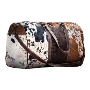 กระเป๋าเดินทางหนังวัวแท้ใบใหญ่ กระเป๋าออกกำลังกายและกระเป๋าเดินทางสุดสัปดาห์ กระเป๋าเดินทางหนังวัวแท้ทำมือสำหรับผู้ชาย - Product Image 1
