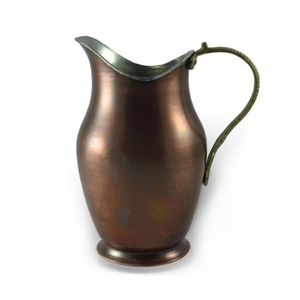 Surahi-Jarra de cobre hecha a mano, botella con mango, estilo otomano, para servicio de bebidas, Color óxido de estilo antiguo - Product Image 1