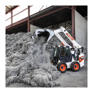 Bobcat T770 chargeuse à dérapage compacte et durable pour l'aménagement paysager, l'agriculture et les projets de construction - Product Image 5