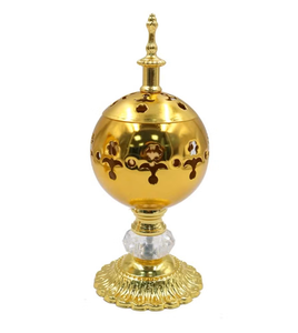 Quemador Bakhoor y Dhoop de latón tradicional con recortes adornados y pedestal de cristal para fragancia para el hogar - Product Image 1