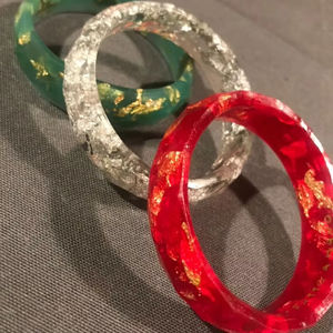 BIJOUX DE MODE BRACELETS ET BRACELETS DE MODE Bracelet DE MODE Tendance Grand Grand Bracelet Exagéré Plusieurs Couleurs Résine Acrylique - Product Image 1