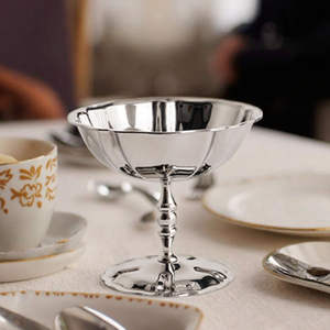 Bol en métal design pour servir des collations, des fruits, des salades, idéal pour la maison, l'hôtel, le restaurant, la table à manger - Product Image 1