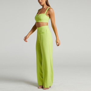 Completi da <span class=keywords><strong>donna</strong></span> di alta qualità personalizzabili all'<span class=keywords><strong>ingrosso</strong></span> con campioni – Top XXS a vestibilità ampia e pantaloni a gamba larga – Completo due pezzi - Product Image 3