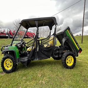 Véhicule utilitaire John Deere 825M S4 2 temps pour travaux agricoles, certifié EPA EEC, 2 roues motrices/4 roues motrices commutables, puissance 500-800W, rapide - Product Image 2