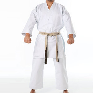 Nuevo modelo de uniforme de Karate hecho en Pakistán para entrenamiento de artes marciales gran oferta - Product Image 1