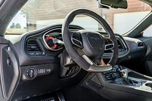 Challenger SRT Demon 170 2023, inspecté, 1 025 ch, moteur Hemi V8 suralimenté, non modifié - Product Image 4