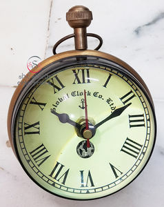 Horloge de base Yantra en laiton artisanal en forme de tortue pour la décoration de la maison, horloge de bureau Yantra en laiton indien en forme de tortue, article cadeau en gros - Product Image 5