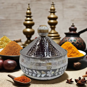 Cazuela con aislamiento de nácar de estilo árabe, olla caliente elegante para servir con estilo y retener el calor - Product Image 1