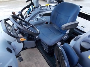 Nueva solución agrícola avanzada de tractor Hollands usada para la agricultura moderna incluye engranajes de motor de rodamiento pedidos a granel - Product Image 3