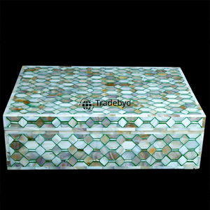 Elegante joyero hecho a mano con incrustaciones de fregona para regalar y almacenar Tradebyd's Premium Collection - Product Image 1