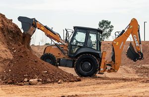 Case Tractopelle en très bon état 570SV à vendre - Product Image 3