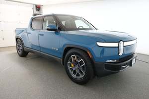 Camioneta R-I-V-I-A-N R-1T A-D-V-E-T-U-R-E 2022 Usada en Excelentes Condiciones - Product Image 6