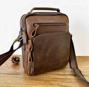 Bolso de cintura/busto portátil de cuero genuino impermeable con cierre de cremallera Vintage personalizado para correr - Product Image 5