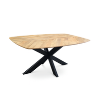Table à manger ovale pliable en bois massif à chevrons, faite à la main |   Base en acier industriel |   Design industriel moderne |   Akku Arts |