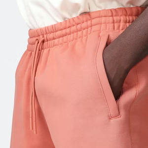 Sportar กางเกงขาสั้นเหงื่อคอสีพีชของผู้ชายสไตล์สตรีทสูงเอวยางยืดและกระเป๋าข้าง - Product Image 5