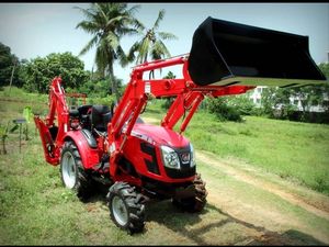 Encuentre tractores similares a los Massey Ferguson 385 2WD/4WD en venta. - Product Image 5