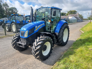 Vente chaude Qualité New Hollands 8340 Tracteur 7840 4WD Tracteur 4x4 Compact Rotavator Lames New Hollands T5.105 Tracteur - Product Image 5