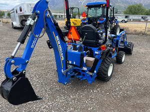 Nouveau tracteur-pelleteuse New Holland Workmaster 25S 4x4 à transmission par engrenages avec moteur, pompe et boîte de vitesses pour une longue durée de vie - Product Image 3