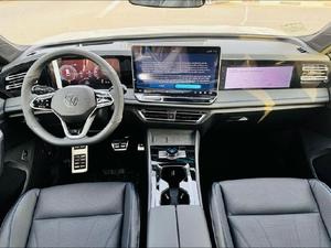 NUOVISSIMA TIGUAN R Line 2025, Motore 2L (200 CV) 4 Cilindri, Alimentazione a Benzina, Trazione Anteriore, Cambio Automatico, Guida a Sinistra - Product Image 2