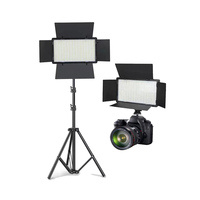 Lampe LED Professionnelle U800 pour Vidéo et Photographie Adaptée aux Selfies sur Mobile, Studios de Maquillage et Anneaux Lumineux LED