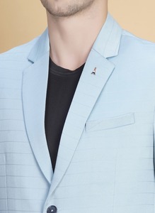 จำหน่ายเสื้อเบลเซอร์สีฟ้าหรูหราสไตล์ราชสำนักสำหรับงานแต่งงาน การแสดงบนเวที และงานเลี้ยงตอนเย็น ราคาดีที่สุด - Product Image 2