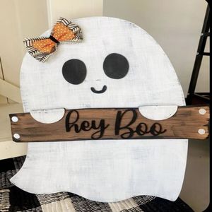 Halloween hanté décor à la maison citrouilles rougeoyantes squelettes chauves-souris sorcières fantômes toiles d'araignée bougies et vibes nocturnes effrayantes - Product Image 4