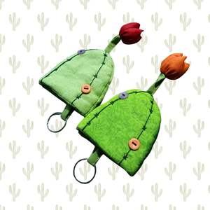 Adorable Housse de Clé Ronde en Coton Doux, Accessoire en Tissu Léger et Durable pour Organiser et Protéger Vos Clés avec une Touche Amusante - Product Image 1