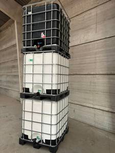 Conteneur IBC industriel de 1000 litres en acier au carbone, réservoir de stockage de liquides en HDPE avec cadre en acier pour produits chimiques et pétrole, neuf - Product Image 2