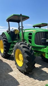 รถแทรกเตอร์จอห์นเดียร์ 6630 2WD/4WD มือสองสำหรับขาย - Product Image 4