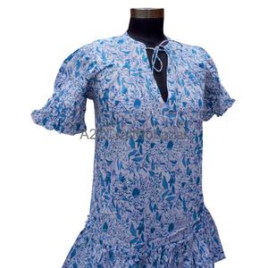 เดรสทรงเอผ้าฝ้ายแท้ 100% ทำมือจากอินเดีย สำหรับผู้หญิง คอวี แขนสั้น พิมพ์ลายดอกไม้ดิจิทัล เป็นมิตรกับสิ่งแวดล้อม ทันสมัย - Product Image 5