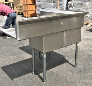 Évier d'angle en acier inoxydable NEUF à 3 compartiments pour cuisine commerciale, restaurant, certifié NSF - Product Image 3