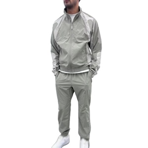 Ensembles de survêtements de jogging pour hommes personnalisés en gros, respirants, à capuche, effet délavé, 100 % coton, anti-transpiration et séchage rapide pour l'automne - Product Image 4