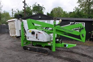 Plataforma de Acceso sobre Orugas Niftylift TD150T, Elevador de Brazo Articulado de 49 pies con Motor de Doble Energía para Trabajos Aéreos - Product Image 5