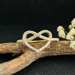 14K แหวนเพชรรูปหัวใจสีทองธรรมชาติทรงอินฟินิตี้ - Product Image 1