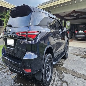 Meilleur prix Toyota Fortuner AWD automatique SUV lumière intérieur caméra arrière assez utilisé expédition rapide disponible maintenant en vente - Product Image 1