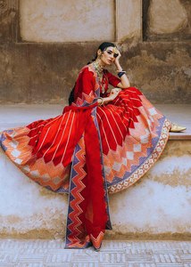 Lehenga Choli de seda de fiesta de la mejor calidad con estampado de satén pesado para bodas 2024 - Product Image 5
