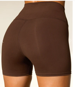 Pantalones cortos de motorista de yoga y ciclismo de alta calidad con logotipo personalizado y cintura elástica ancha para mujer OEM al por mayor - Product Image 4