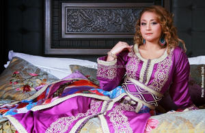 ผ้าไหมผู้หญิงโมร็อกโกผ้าพิมพ์ลายและปักด้วยเข็มขัดลูกไม้สวยงาม - Product Image 2