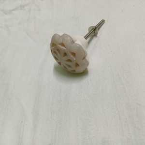 Pomo decorativo de resina para armario con diseño de incrustaciones de latón para tiradores de cajones armarios de cocina y tiradores de muebles de madera - Product Image 2