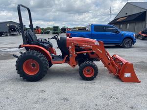 Tractor KUBOTA LX2620 HSD - Product Image 2