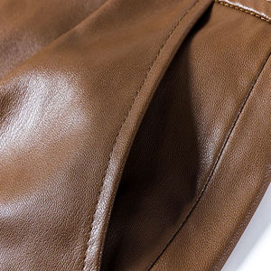 กางเกงขาสั้นผู้ชายแฟชั่นหนังวัวแท้ - Product Image 2