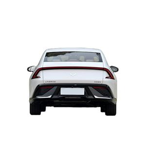 Berline hybride rechargeable 2025-2026 1.5L 106CV 70KM Autonomie PHEV Transmission E-CVT Véhicule de taille moyenne Blanc - Product Image 6