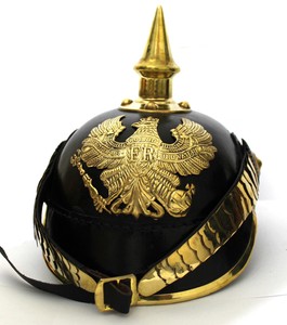 Réplica de casco de cuero Prusiano alemán Vintage diseño Pickelhaube militar histórico patrón de animales hecho a mano personalizable para - Product Image 5