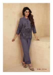 Último diseñador Heavy Reyon Black Thread Work Saree Cord Set Adultos Vestido alto Fiesta con Salwar Kameez Lehenga Choli - Product Image 5