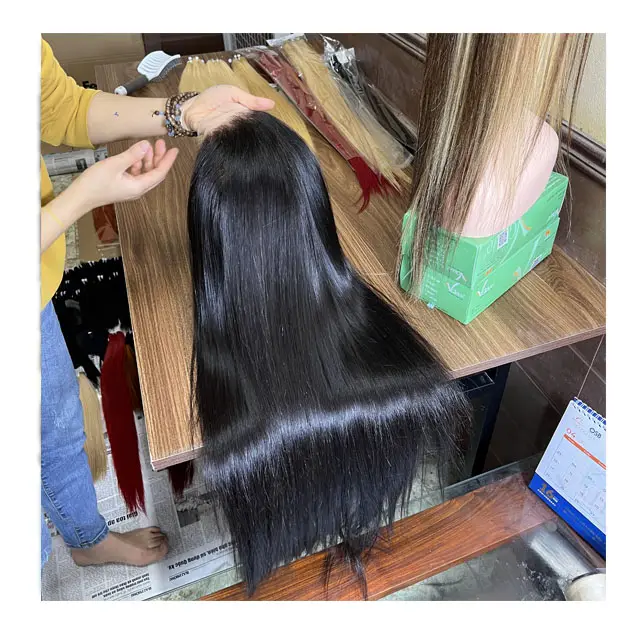 Wholesale HD Transparent 13x4 Lace Long Wigs Human Hair Lace Frontal Wigs Viet Nam Virgin Hair Lace Front Wigs For Black Women
