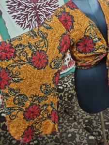 Cravate avant haut court en soie pour femmes Style court enveloppant tissu respirant confortable adapté à une tenue décontractée ou à des tenues de fête - Product Image 5