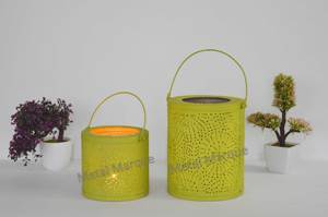 Linterna colgante con forma de cubo de bajo precio hecha a mano amarilla con mango Simple, soporte votivo de luz en T Simple, linterna Premium - Product Image 3